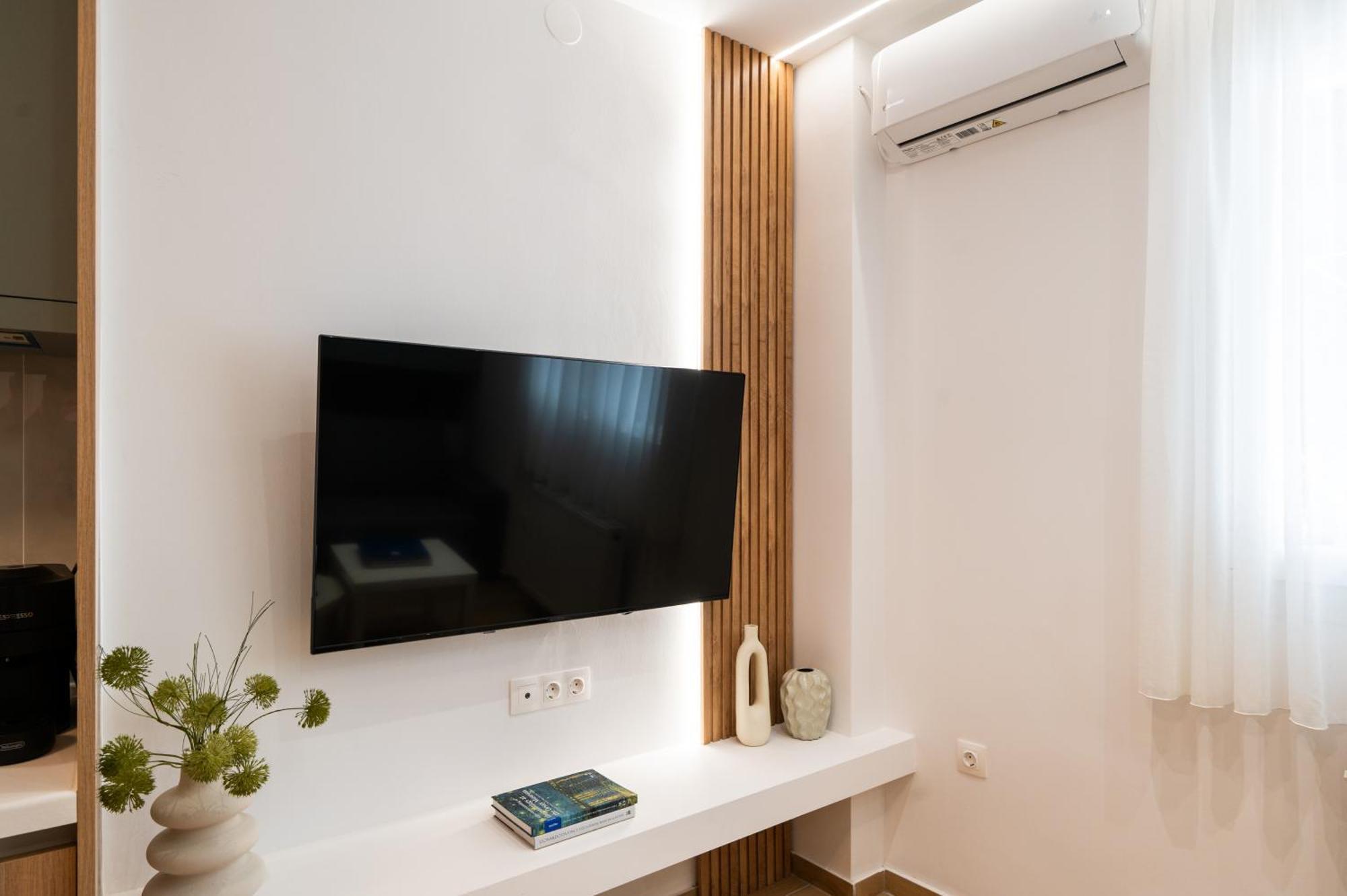 Appartamento Honey Oak & Cream Patio By Nest Salonicco Esterno foto