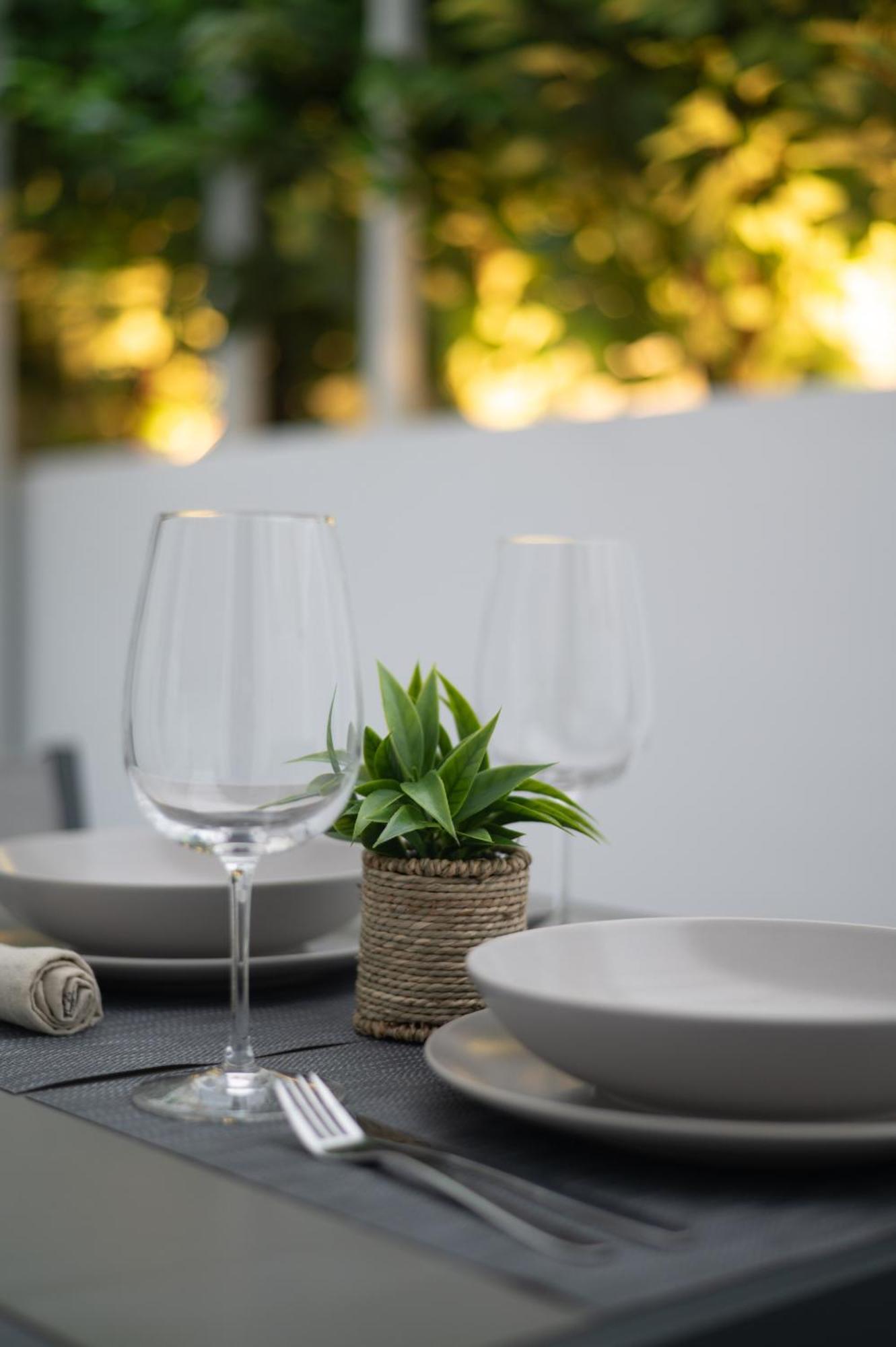 Appartamento Honey Oak & Cream Patio By Nest Salonicco Esterno foto