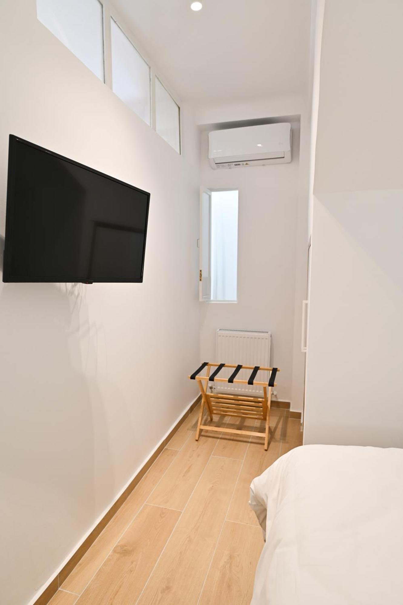 Appartamento Honey Oak & Cream Patio By Nest Salonicco Esterno foto